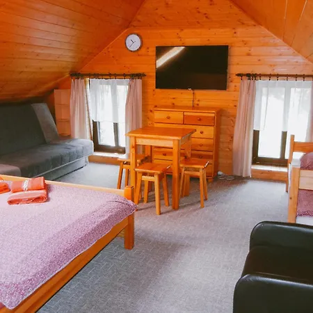 Casa de hóspedes Horská Na špici 3*